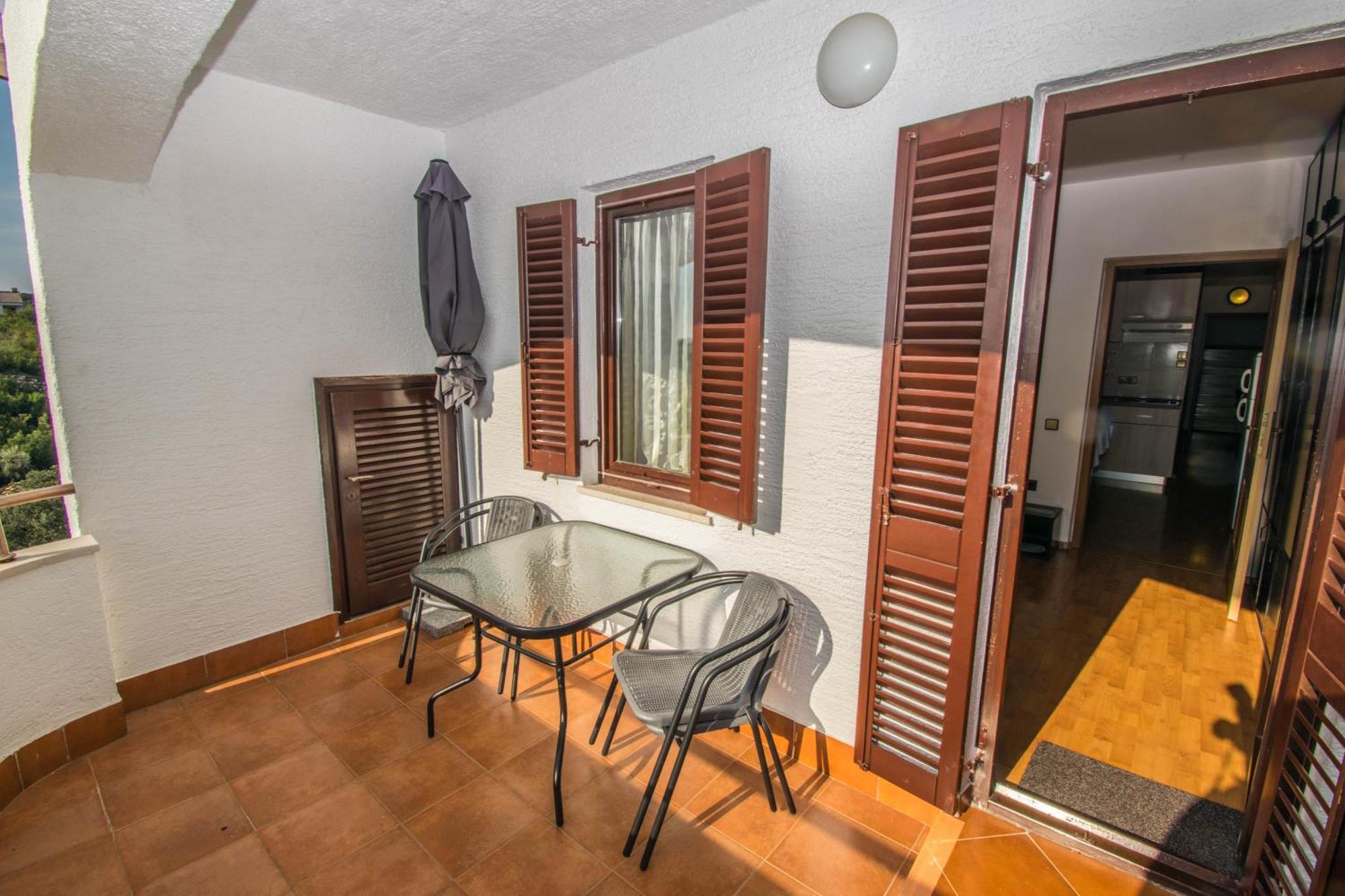 Apartments Punta & Vista In Krk คิร์ก ภายนอก รูปภาพ