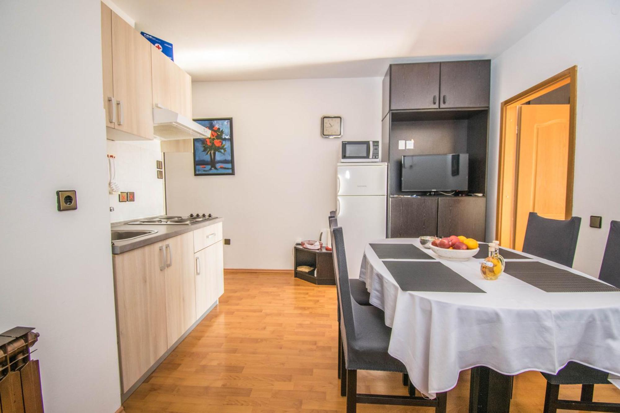 Apartments Punta & Vista In Krk คิร์ก ภายนอก รูปภาพ